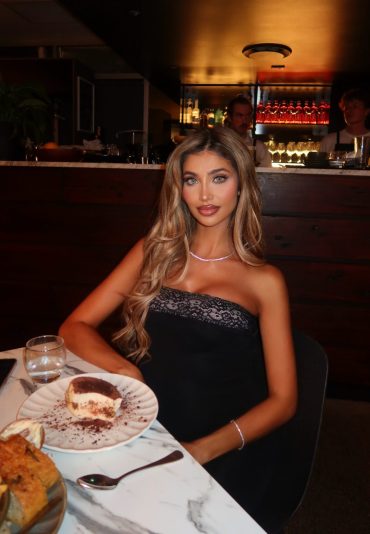 Камилла